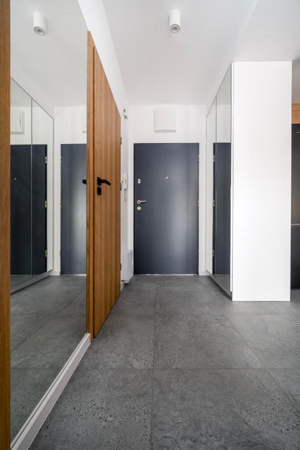 9Th Floor Lodz Manufaktura Apartments With Parking By Rentujemy Exterior foto